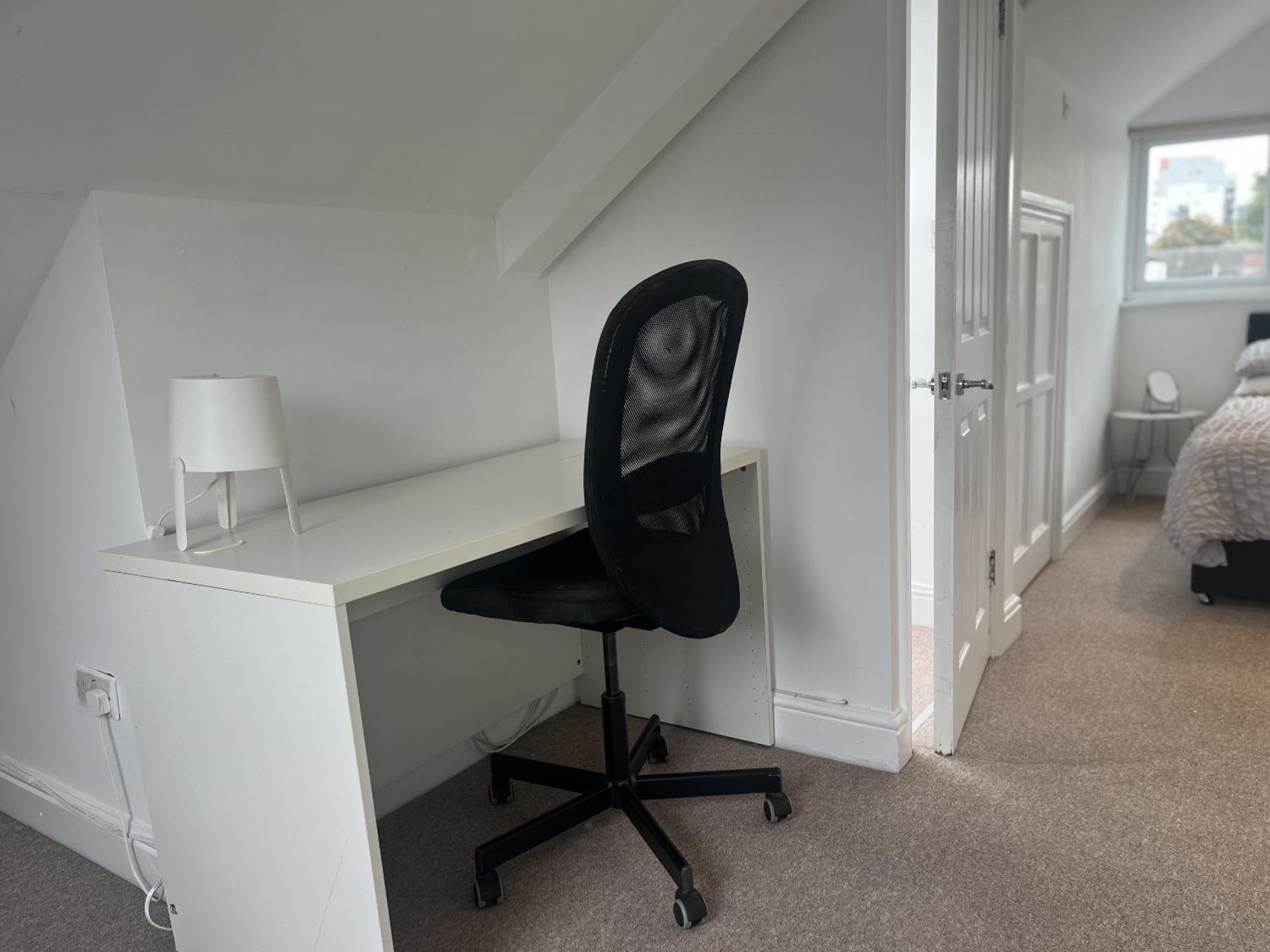 City Reach Retreat Spacious 4Bed House Startford Maryland Great Transport Links 런던 외부 사진