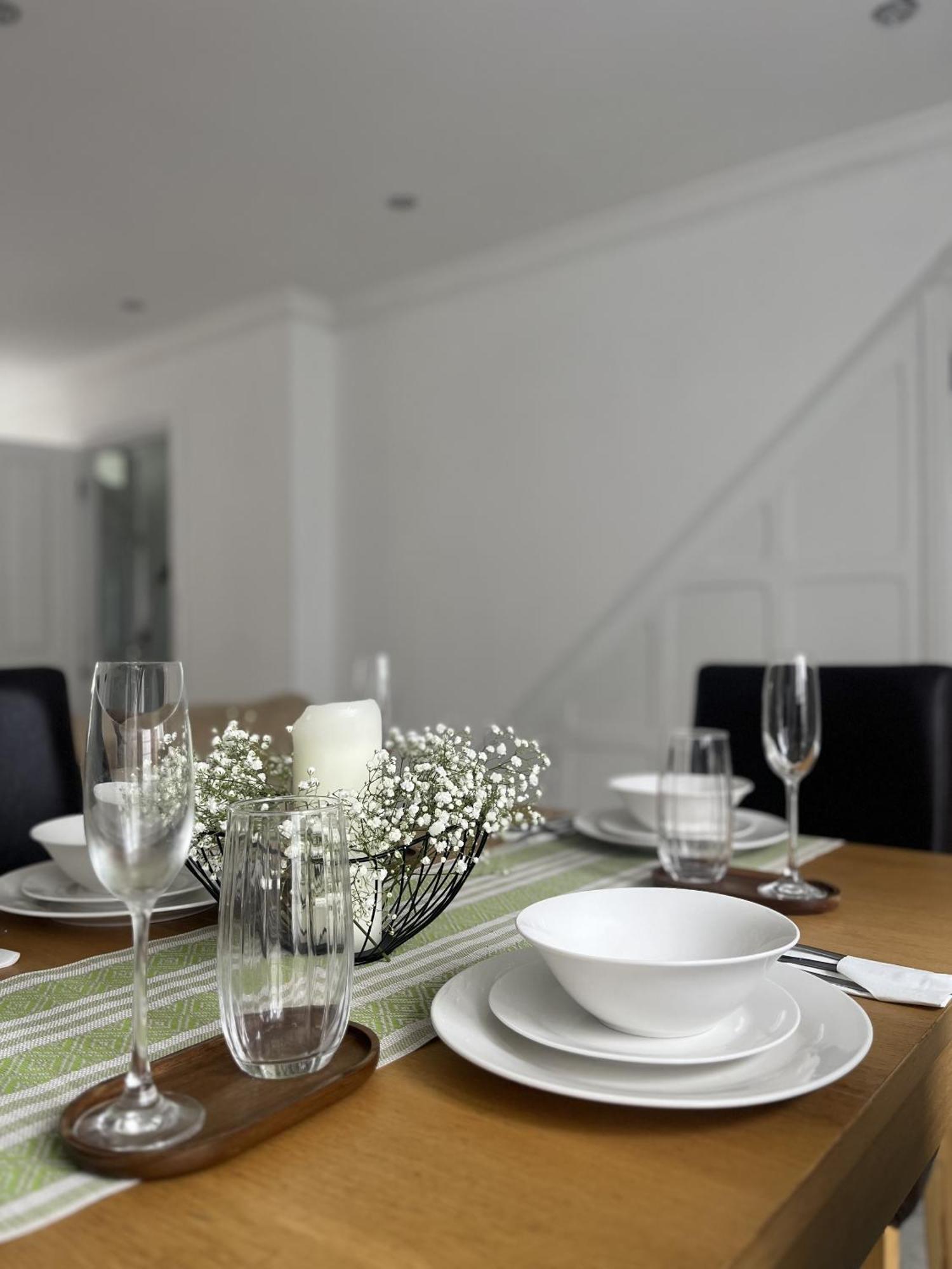City Reach Retreat Spacious 4Bed House Startford Maryland Great Transport Links 런던 외부 사진