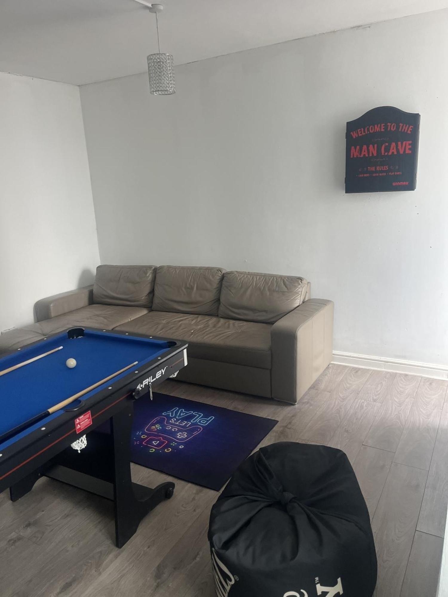 City Reach Retreat Spacious 4Bed House Startford Maryland Great Transport Links 런던 객실 사진